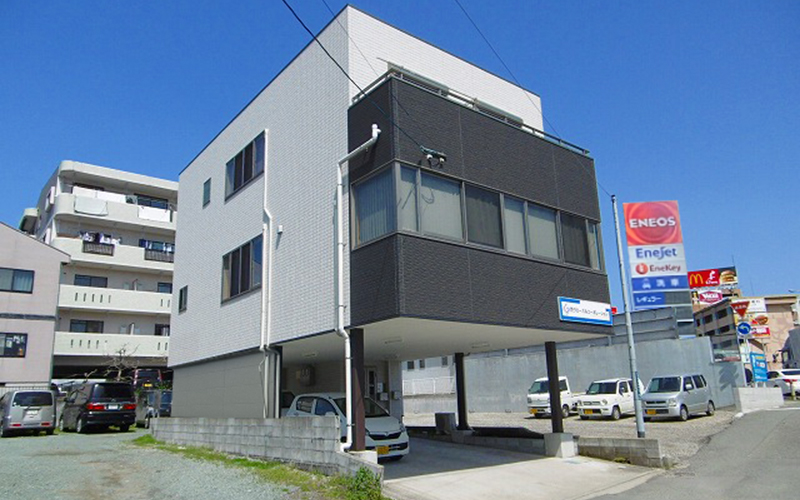 社屋(合成修正)800_500
